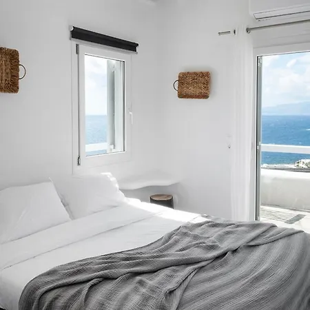 Patron 1 & 2 Pool Sunset Villas- Seven Bedrooms & Six Bedrooms فيلة Mykonos Town